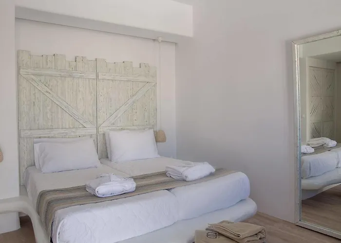 Three Shades Mykonos 4*