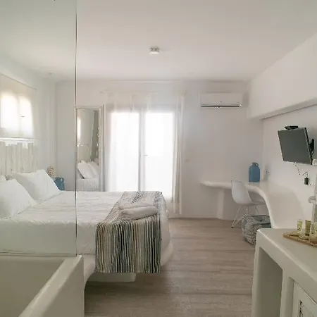 Three Shades Mykonos 호텔 4*