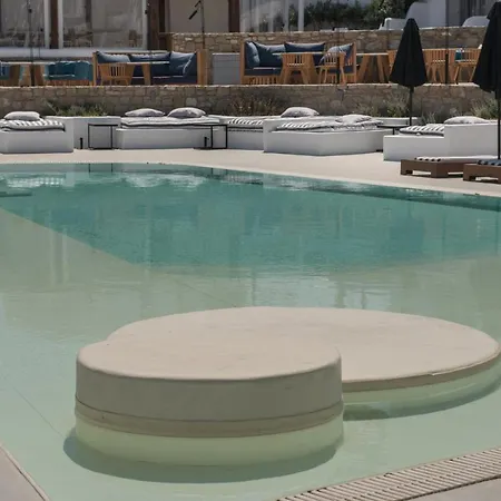 Three Shades Mykonos ホテル