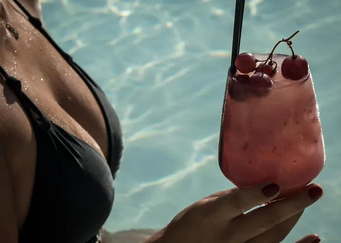 Ξενοδοχείο Three Shades Mykonos 4*