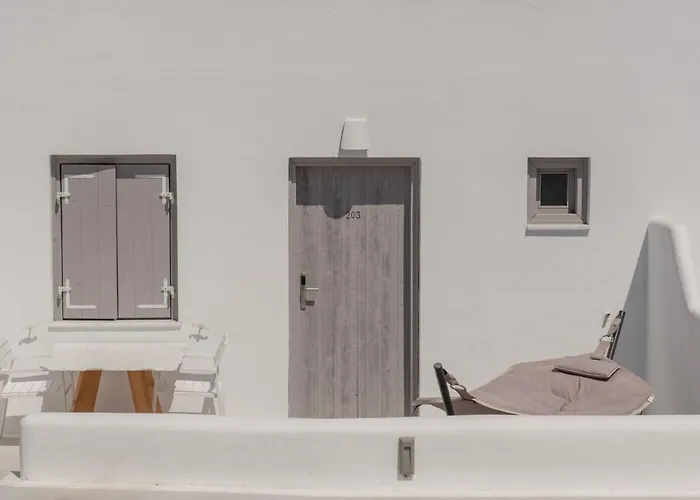 Hotel Three Shades Mykonos 4*