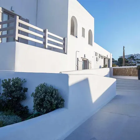 Hotel Three Shades Mykonos 4*